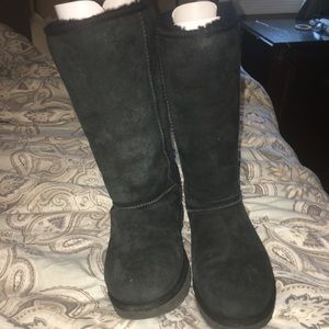 Tall black UGGS